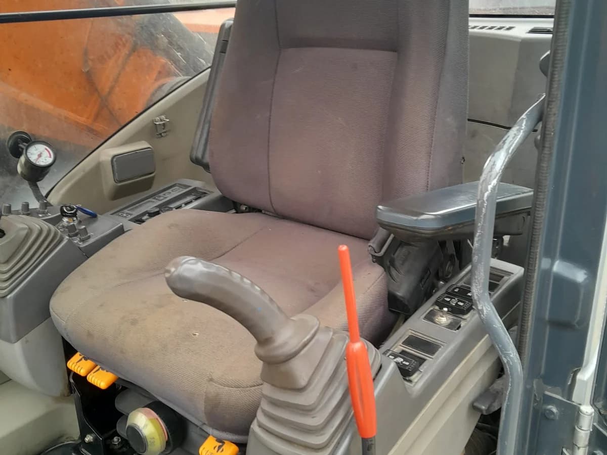 Excavadora Hitachi 350Lc Año 2011 - Imagen 8