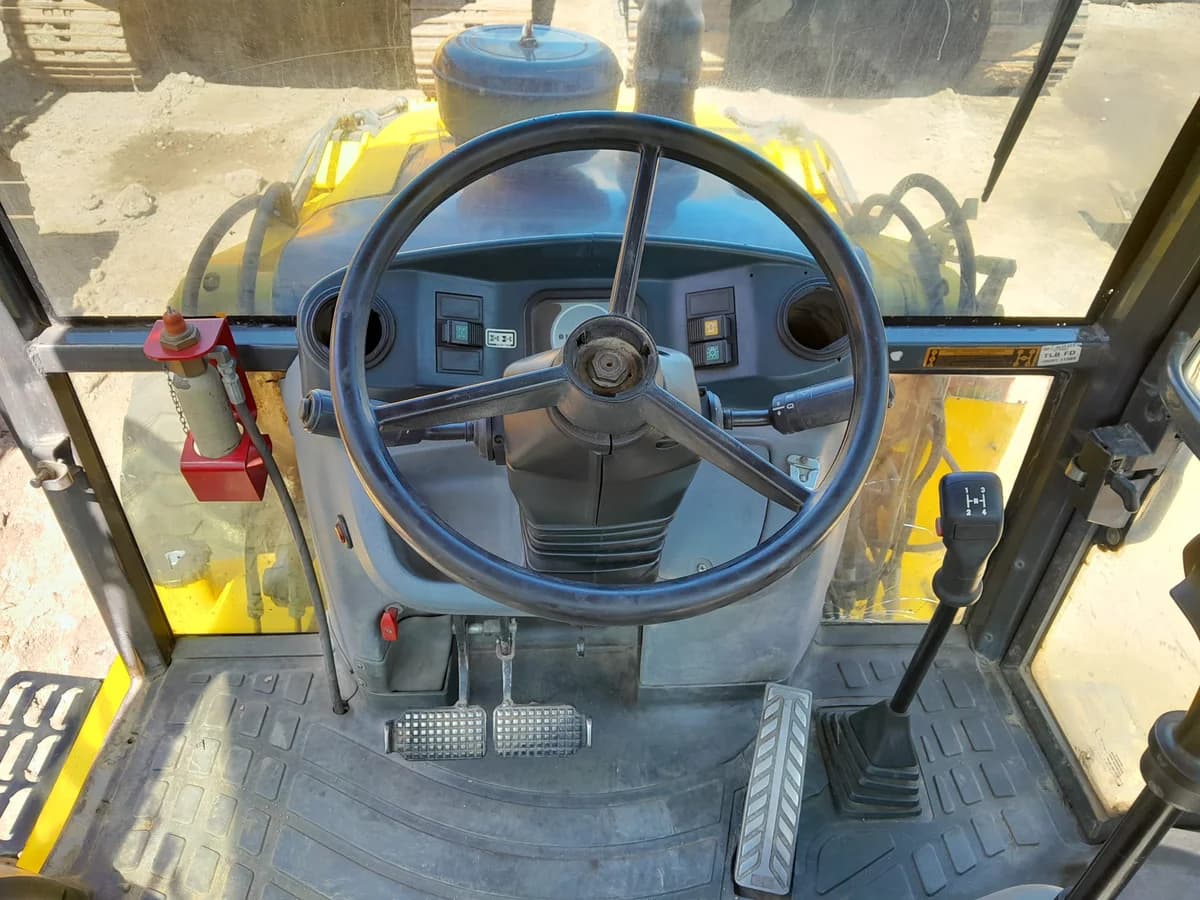 New Holland B90 B 4X4 Año 2014 - Imagen 11