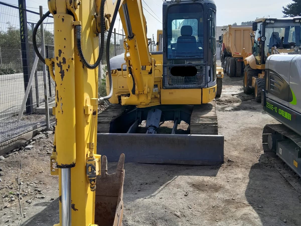 Mini Excavadora Komatsu PC 78 Año 2012 - Imagen 1