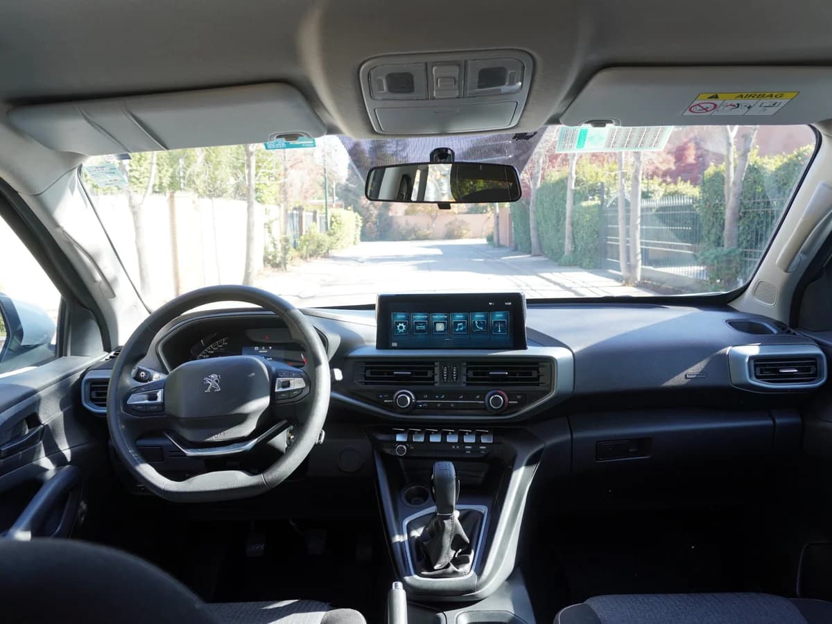 Peugeot Landtrek 2.2 MT 4x2 - Imagen 12