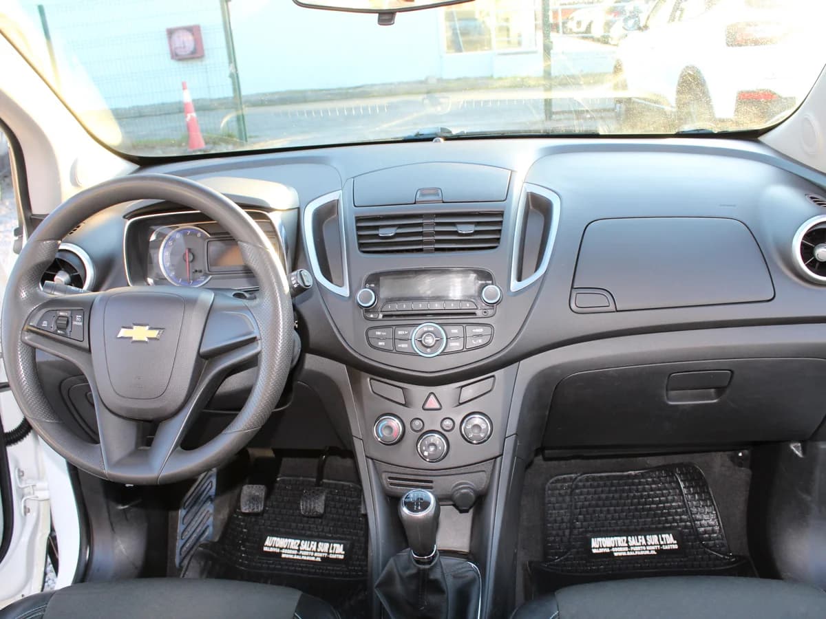 CHEVROLET TRACKER LS 2015 - Imagen 7