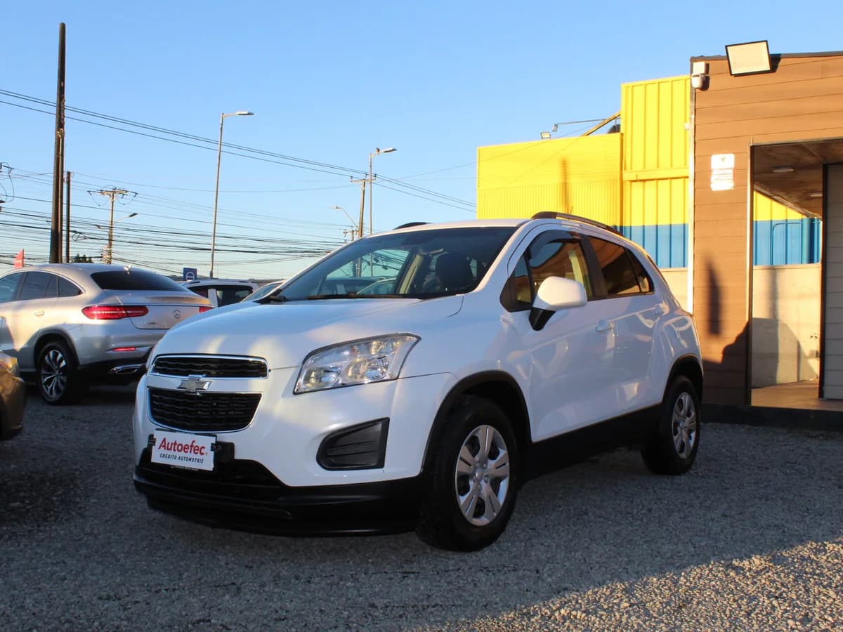 CHEVROLET TRACKER LS 2015 - Imagen 2