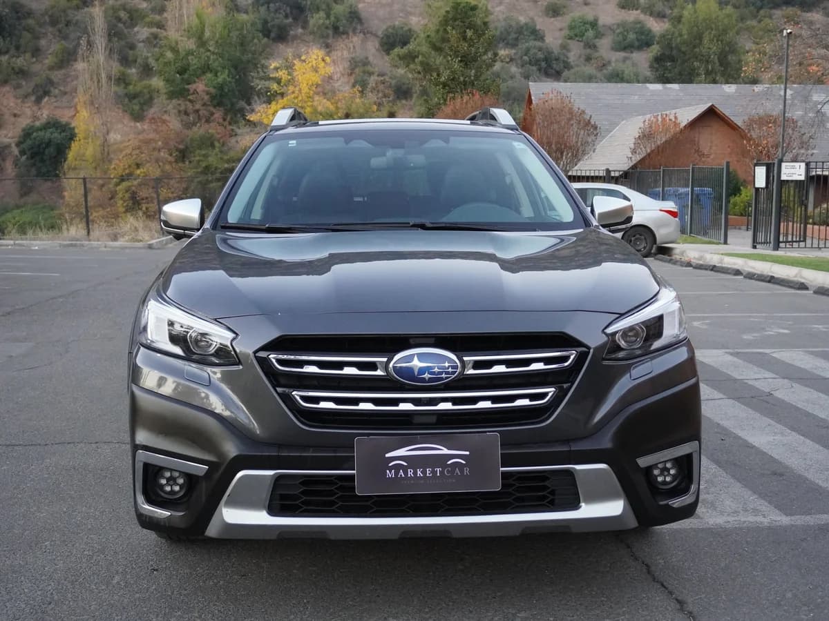 Subaru Outback Touring 4x4 2.4 Año 2024 - Imagen 2