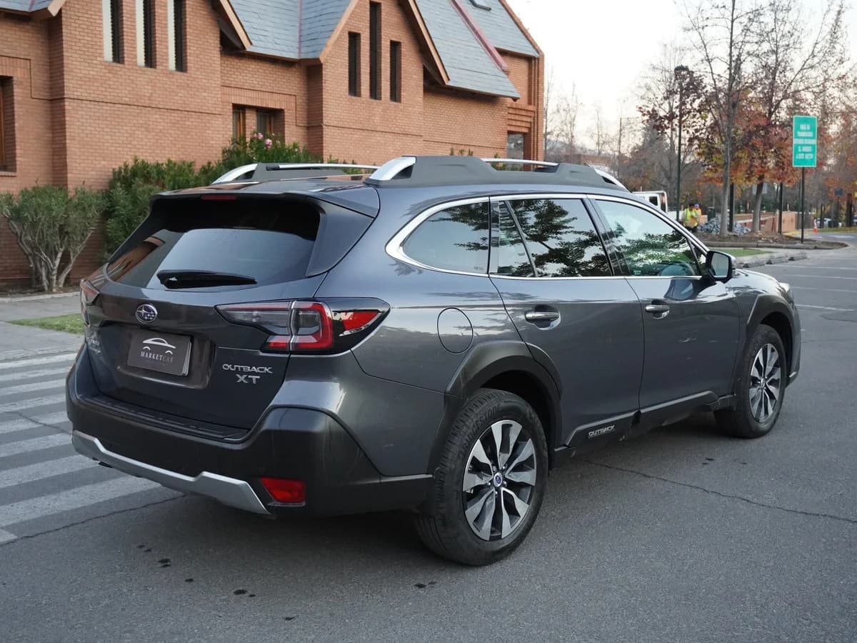 Subaru Outback Touring 4x4 2.4 Año 2024 - Imagen 5
