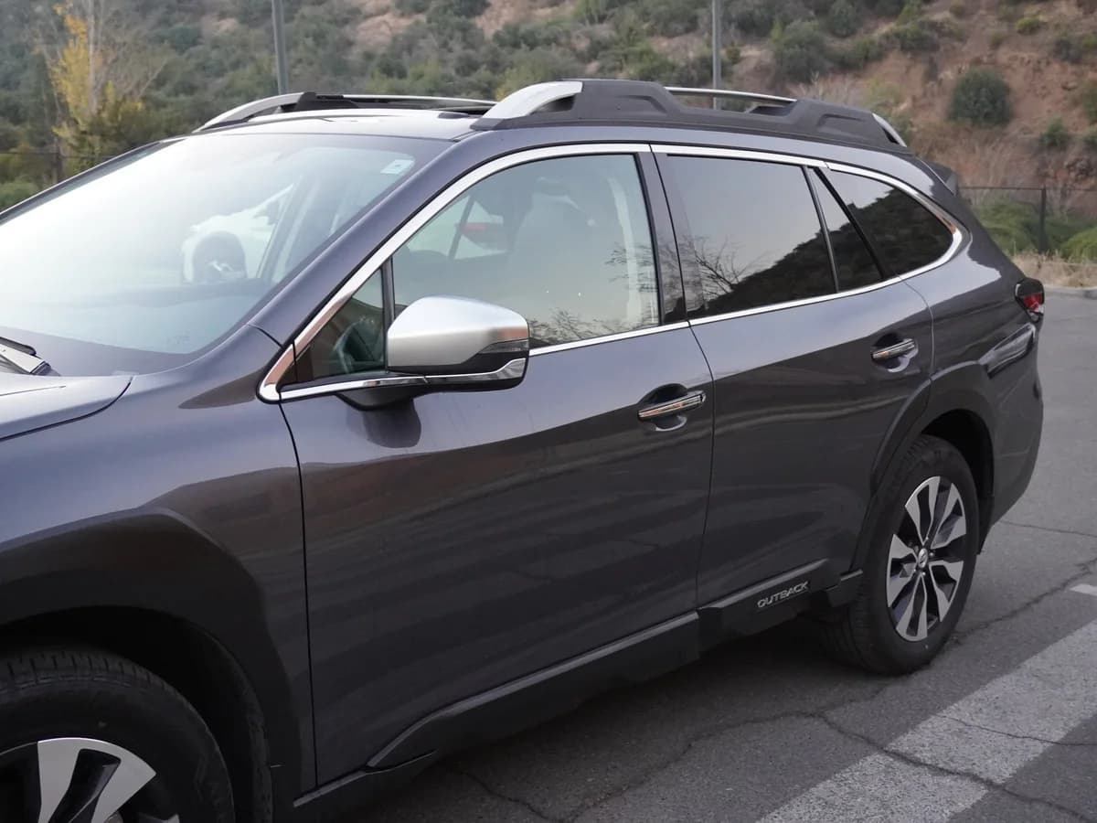 Subaru Outback Touring 4x4 2.4 Año 2024 - Imagen 9
