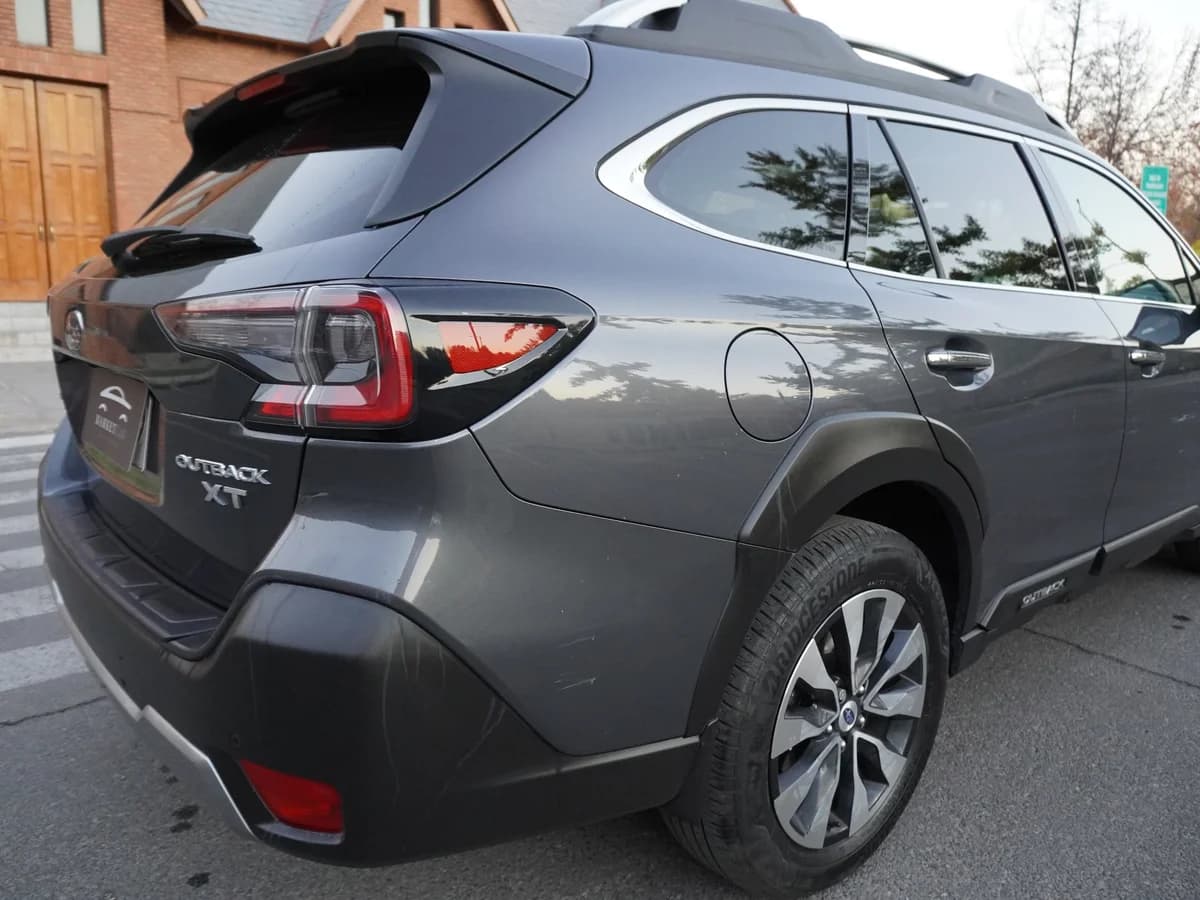 Subaru Outback Touring 4x4 2.4 Año 2024 - Imagen 13