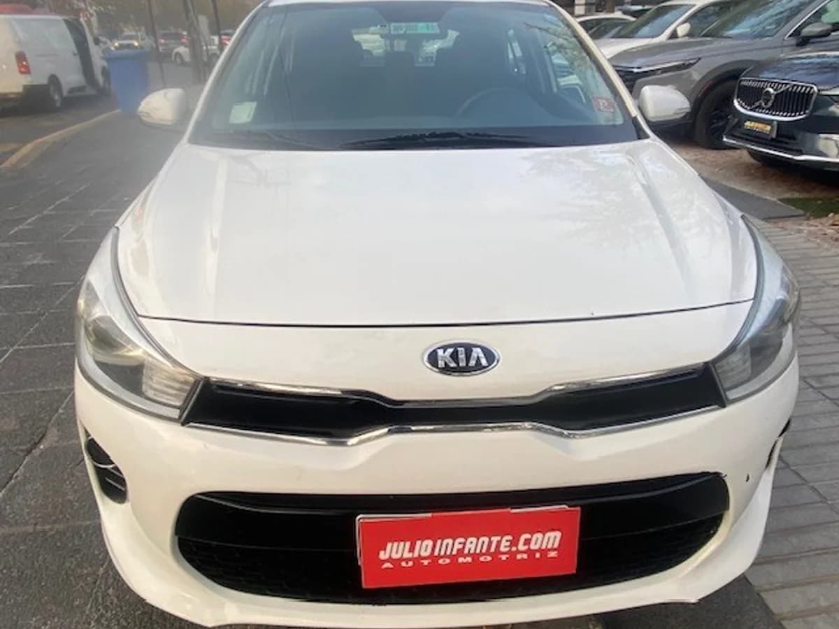KIA RÍO 5 EX 1.4 2018 - Imagen 4