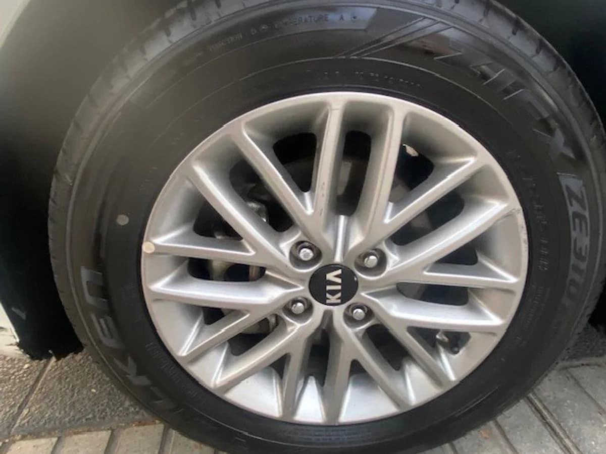 KIA RÍO 5 EX 1.4 2018 - Imagen 13