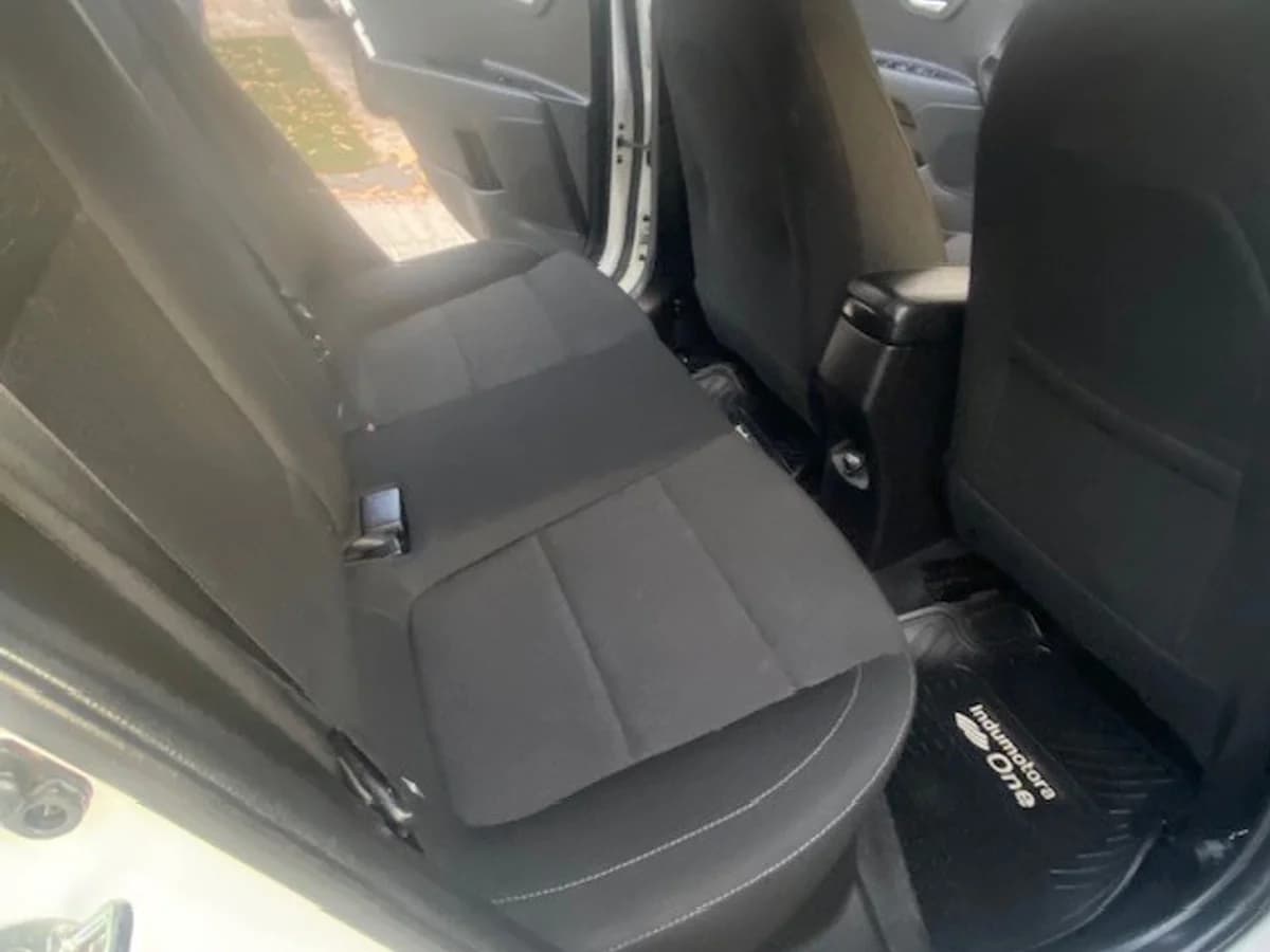 KIA RÍO 5 EX 1.4 2018 - Imagen 16