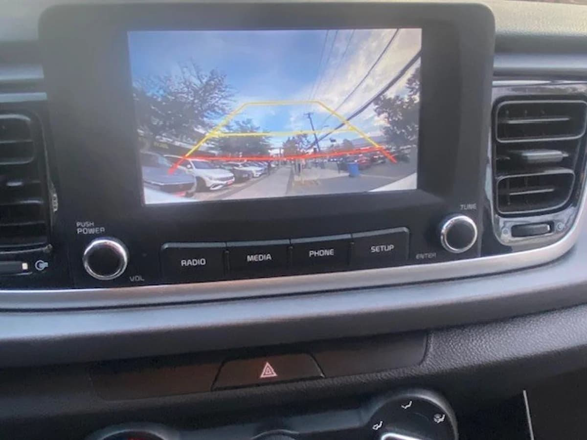KIA RÍO 5 EX 1.4 2018 - Imagen 22