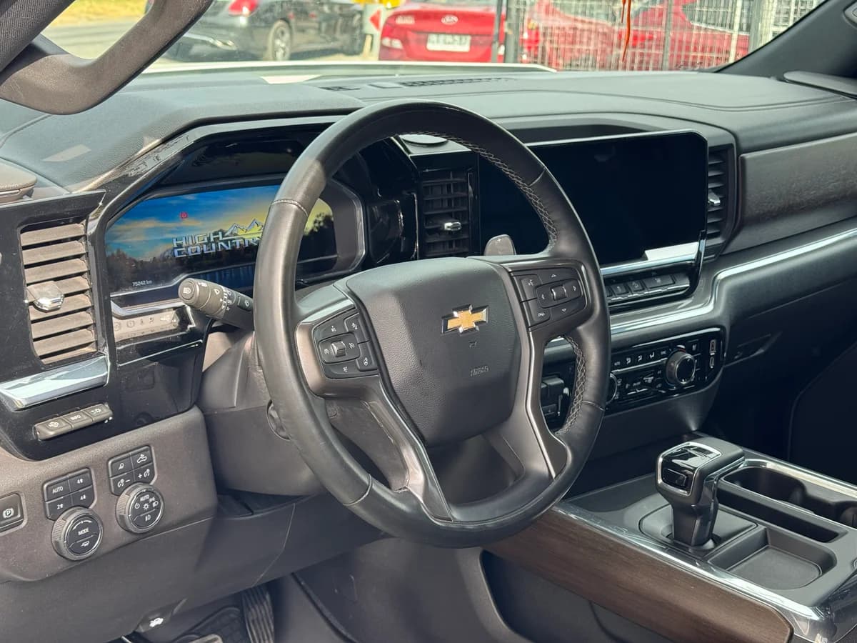 Chevrolet Silverado High Country 2024 - Imagen 10