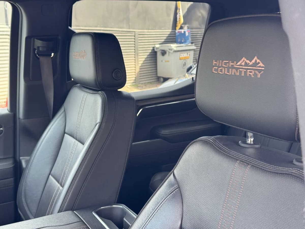 Chevrolet Silverado High Country 2024 - Imagen 13