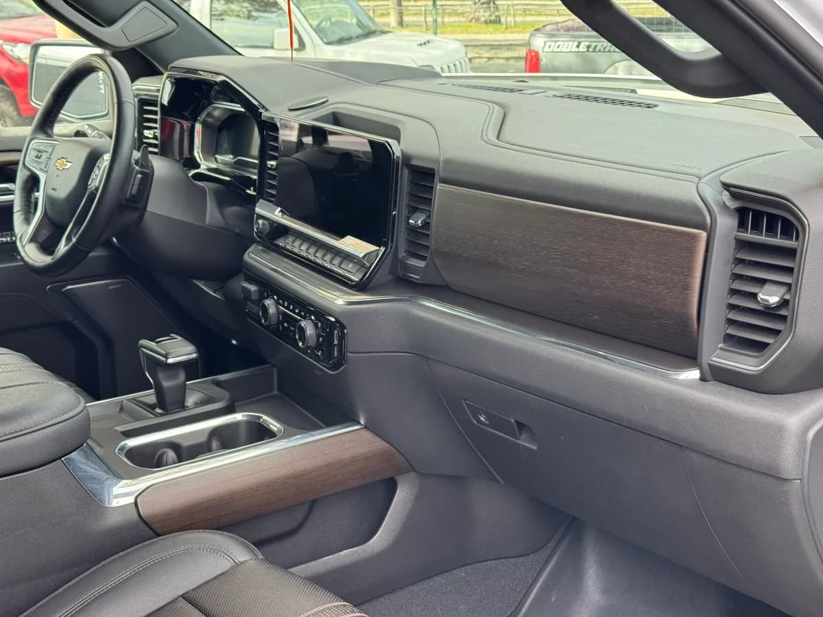 Chevrolet Silverado High Country 2024 - Imagen 15