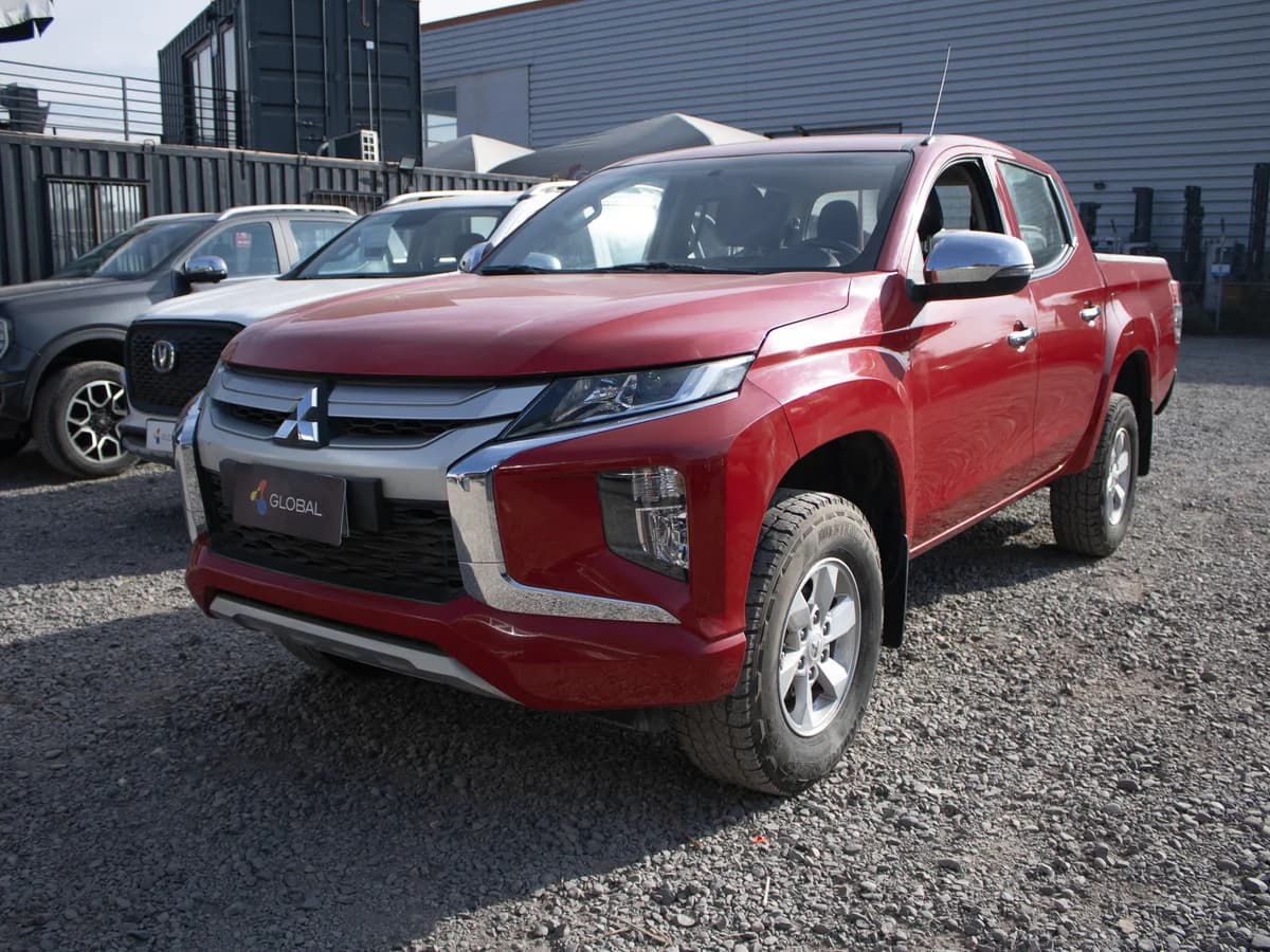 Miitsubishi L200 CRT 4X4 2022 - Imagen 1