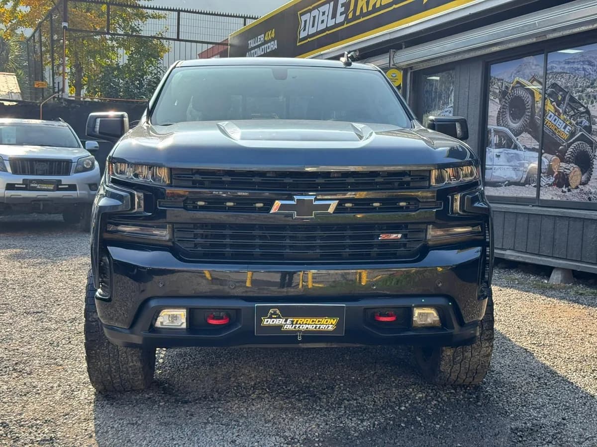 CHEVROLET SILVERADO LT TRAIL BOSS - Imagen 2