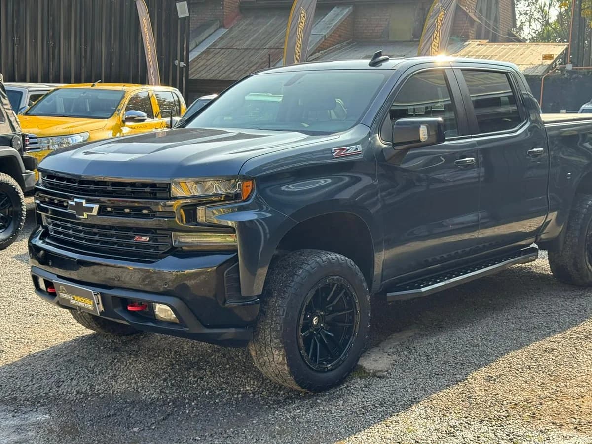 CHEVROLET SILVERADO LT TRAIL BOSS - Imagen 5