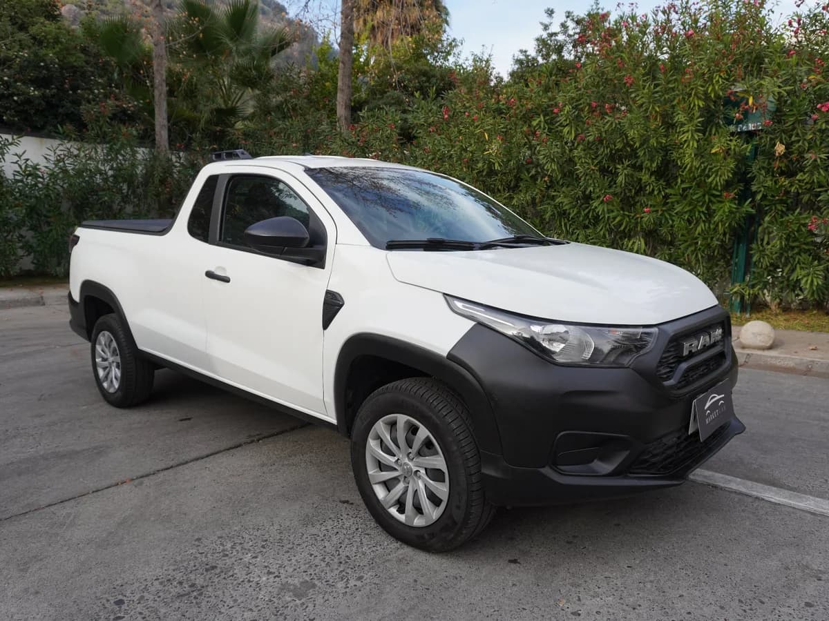 RAM 700 1.3 SLT 4X2 Cabina Simple MT Año 2025 - Imagen 3