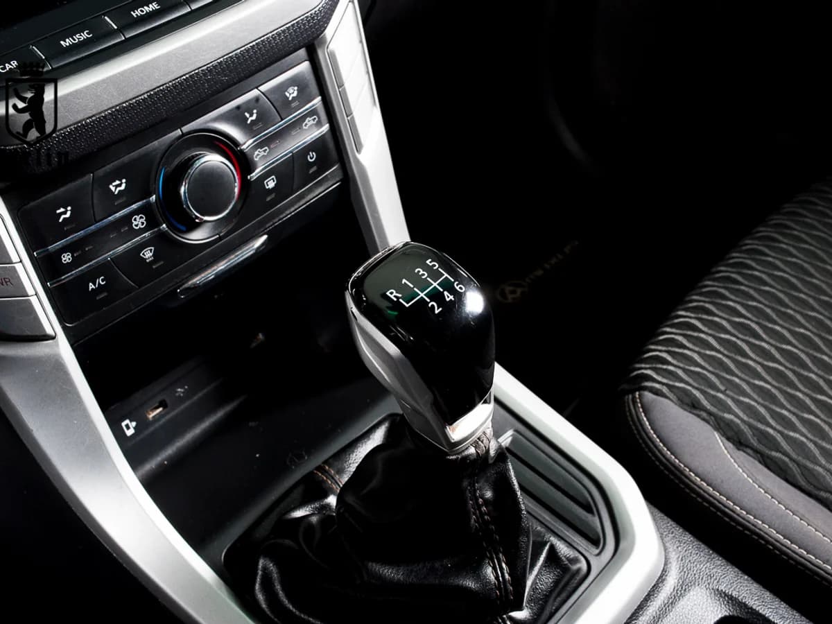 Maxus T60 2.8L MT FACTURABLE - Imagen 11