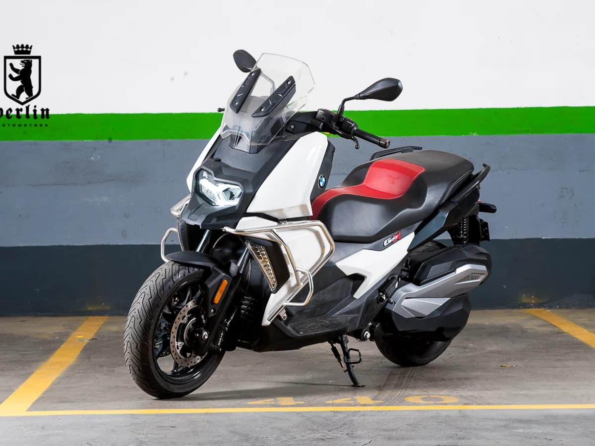 BMW G400X Scooter - Imagen 1