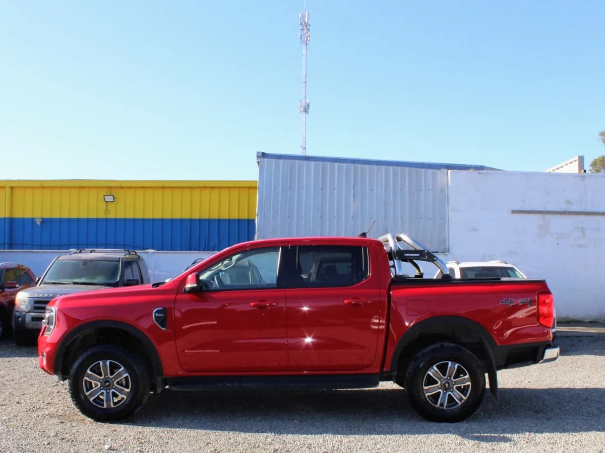 FORD RANGER XLT DIÉSEL 4X4 2024 - Imagen 17