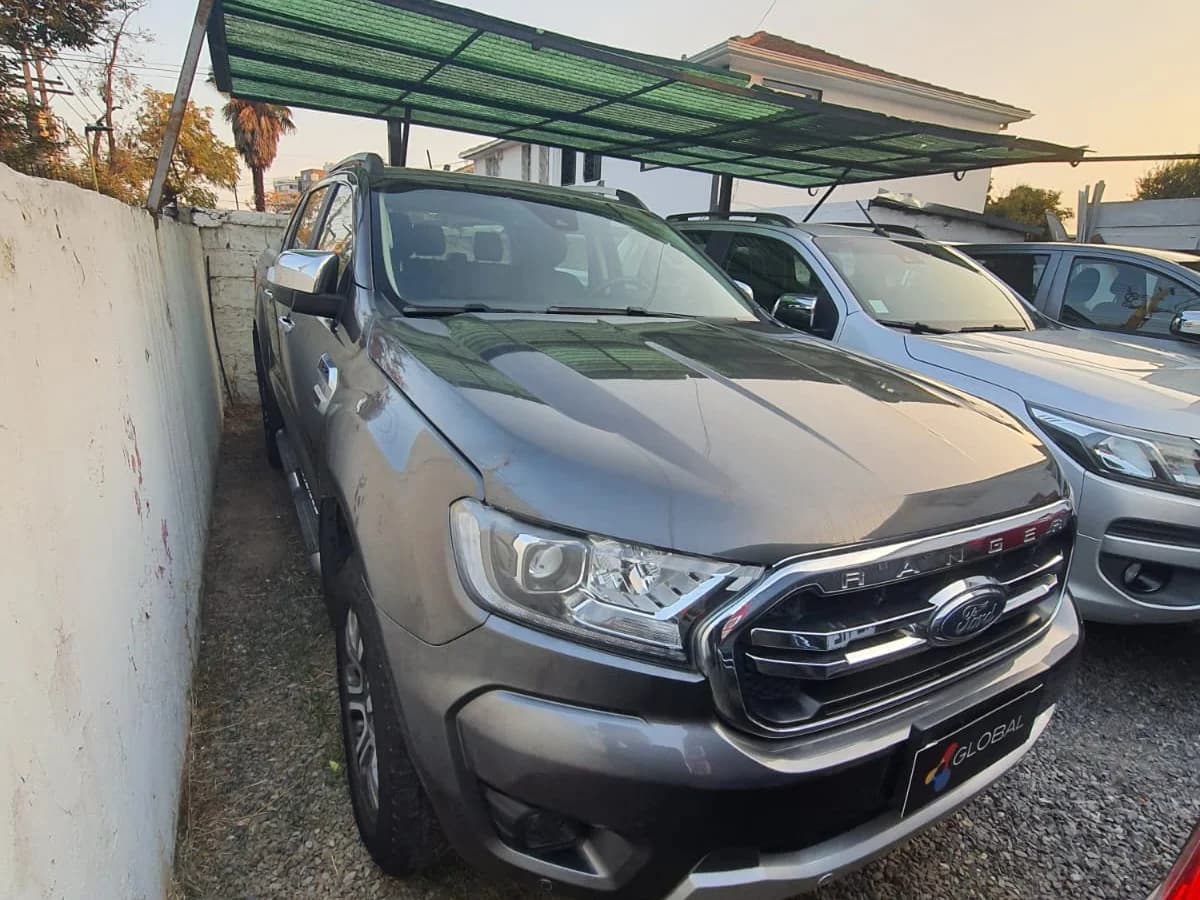 FORD RANGER LIMITED 4X4 DIESEL AUTOMATICA CUERO TOP DE LINEA OPORTUNIDAD - Imagen 3