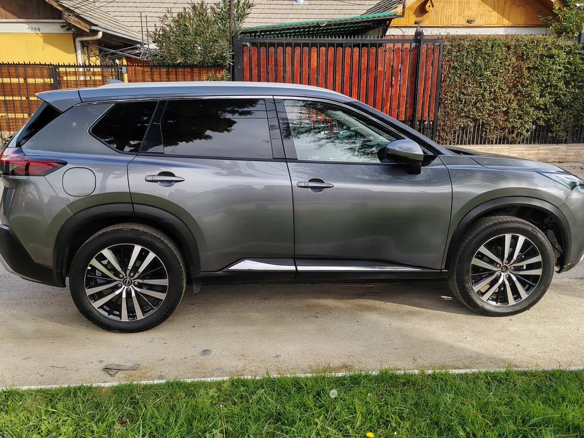 NISSAN XTRAIL FULL 4WD 2.5 AUT Exclusive 2025 - Imagen 8