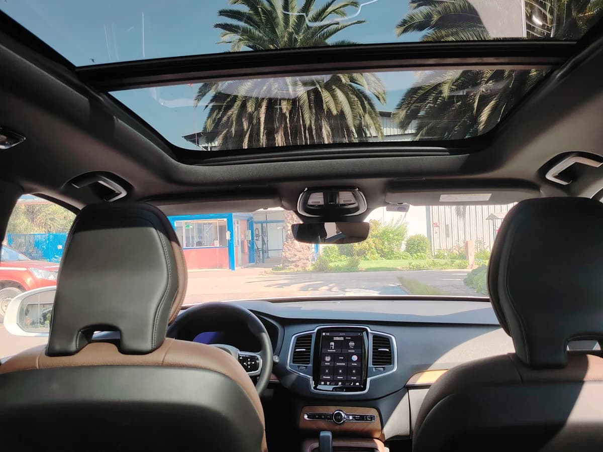 VOLVO XC90 Mild Hybrid de 48V 2023 - Imagen 24