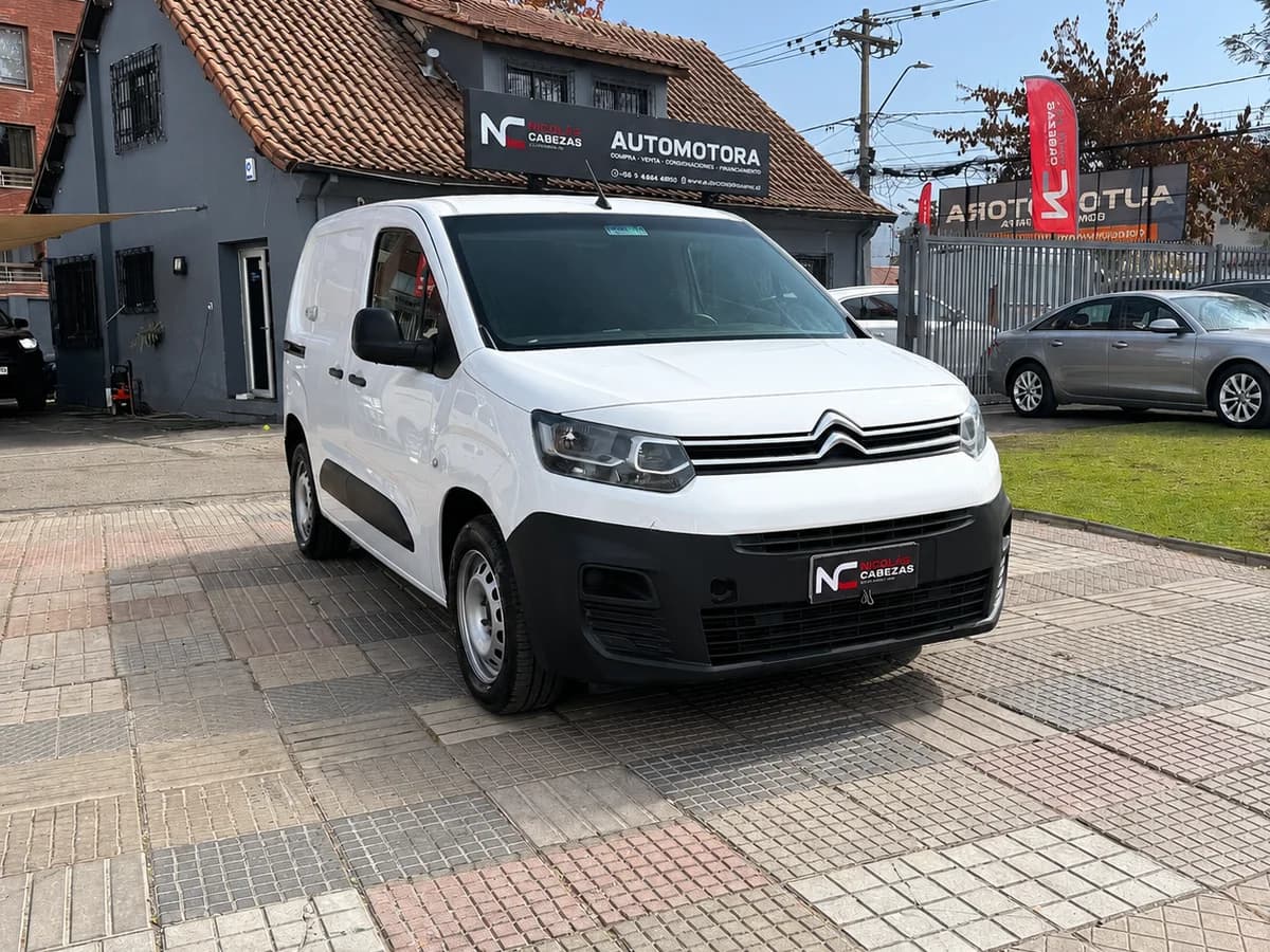 CITROEN BERLINGO 1.6 K9 2022 - Imagen 1