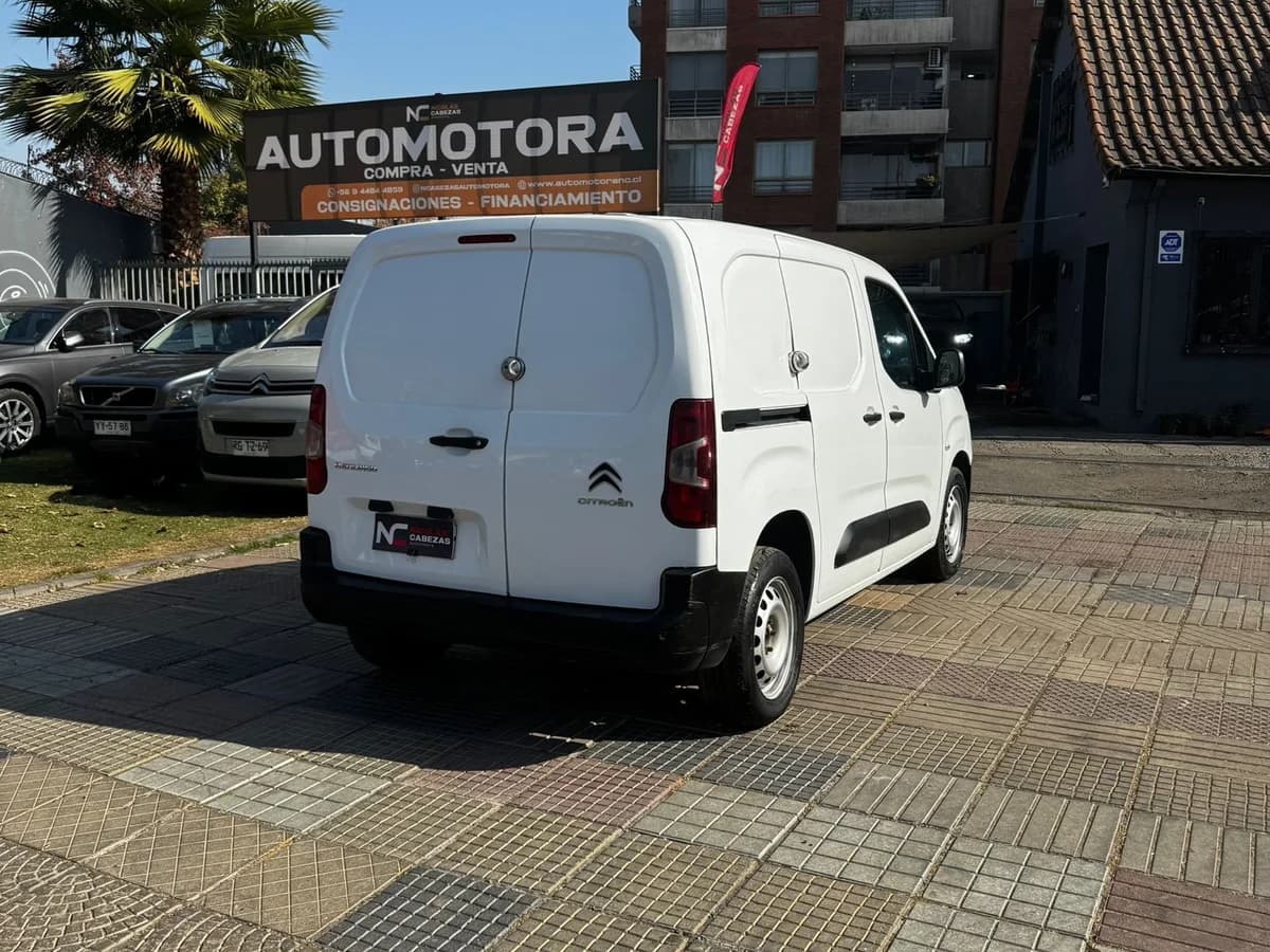 CITROEN BERLINGO 1.6 K9 2022 - Imagen 4