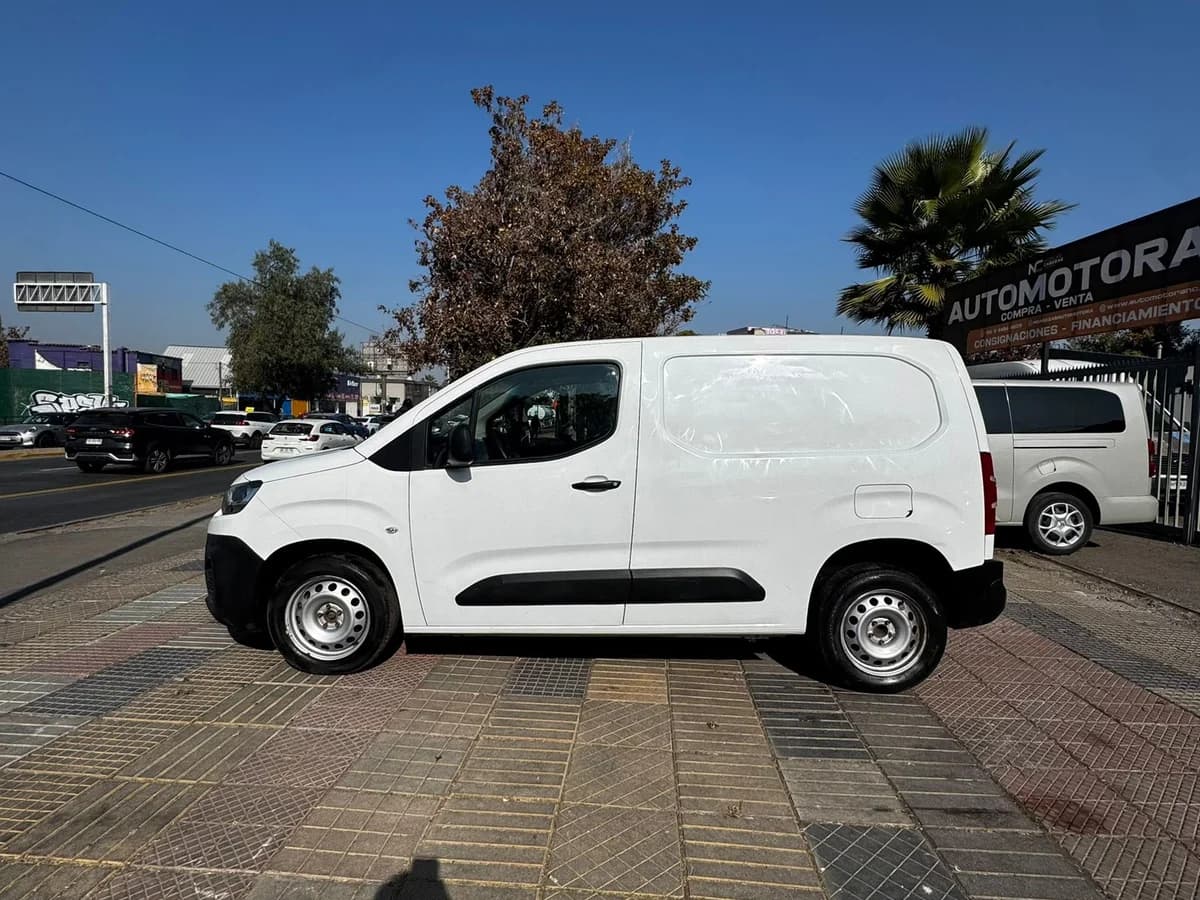 CITROEN BERLINGO 1.6 K9 2022 - Imagen 5