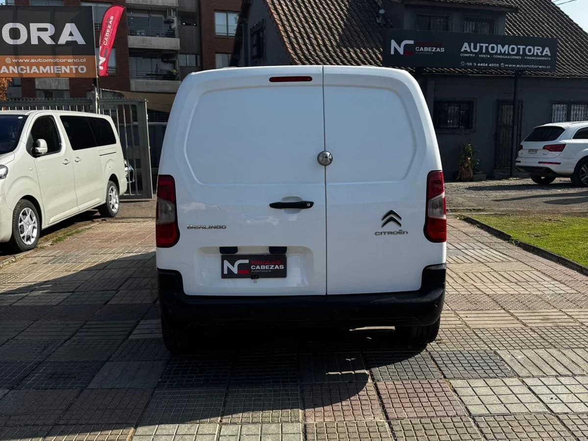 CITROEN BERLINGO 1.6 K9 2022 - Imagen 7