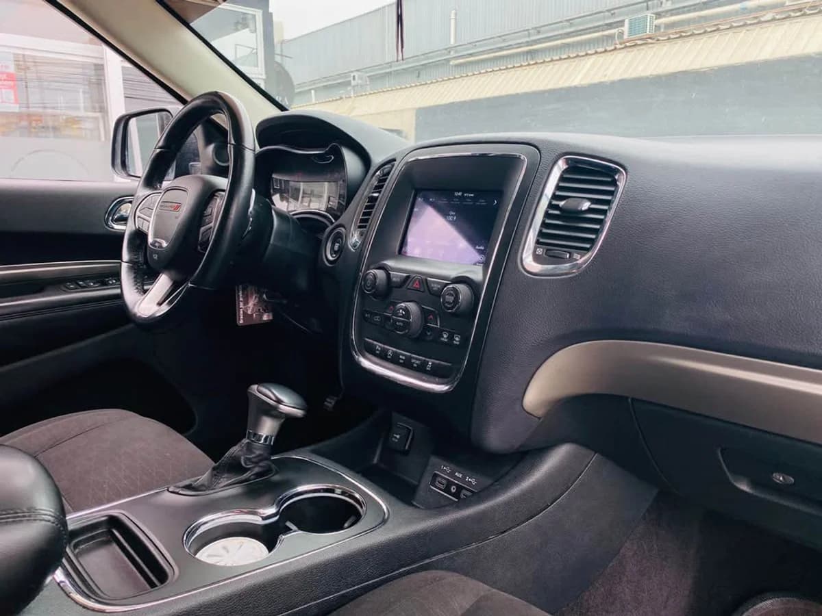 DODGE DURANGO SXT 2018 - Imagen 9