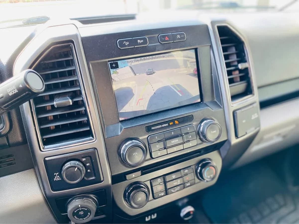 FORD F-150 XLT 4X4 - 2019 - Imagen 7