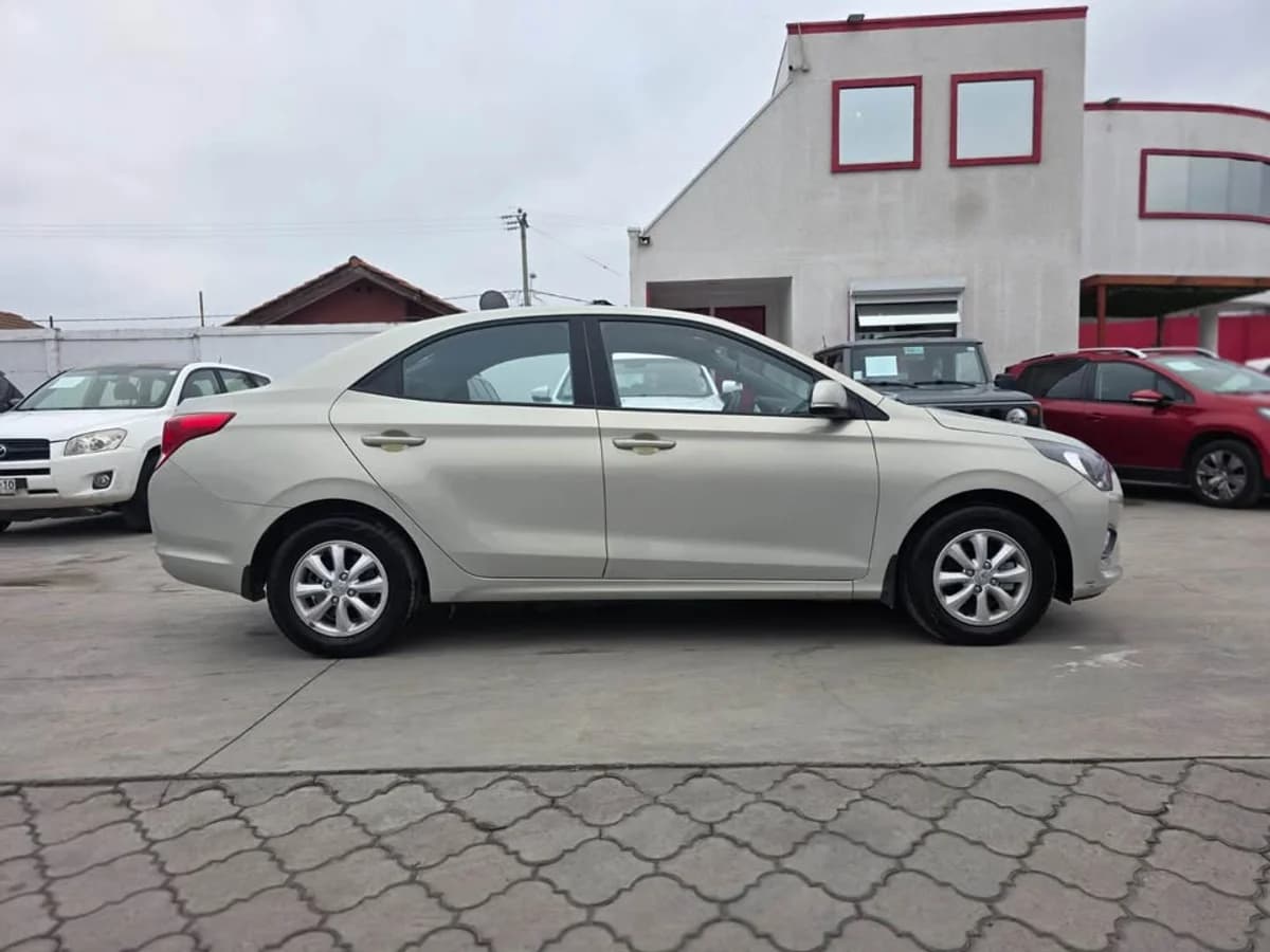HYUNDAI VERNA CB - 2022 - Imagen 13