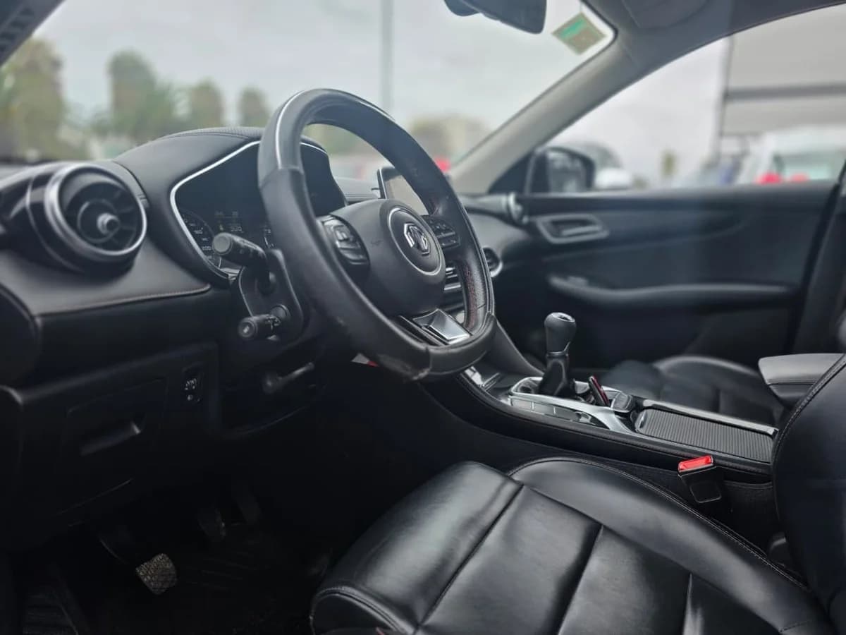 MG HS MT - 2022 - Imagen 5