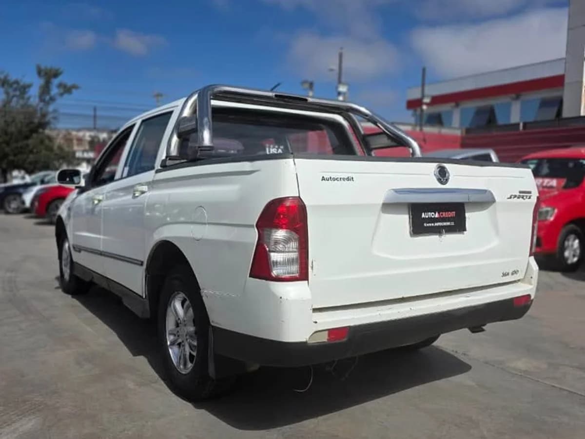 SSANGYONG ACTYON SPORT 2.0 Sport 4x2 2015 - Imagen 6