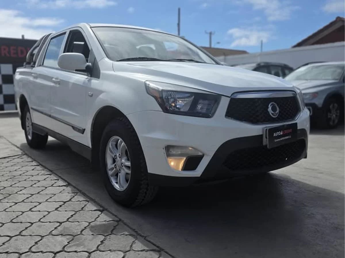 SSANGYONG ACTYON SPORT 2.0 Sport 4x2 2015 - Imagen 15