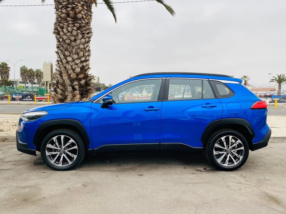 TOYOTA COROLLA CROSS CVT - 2022 - Imagen 3