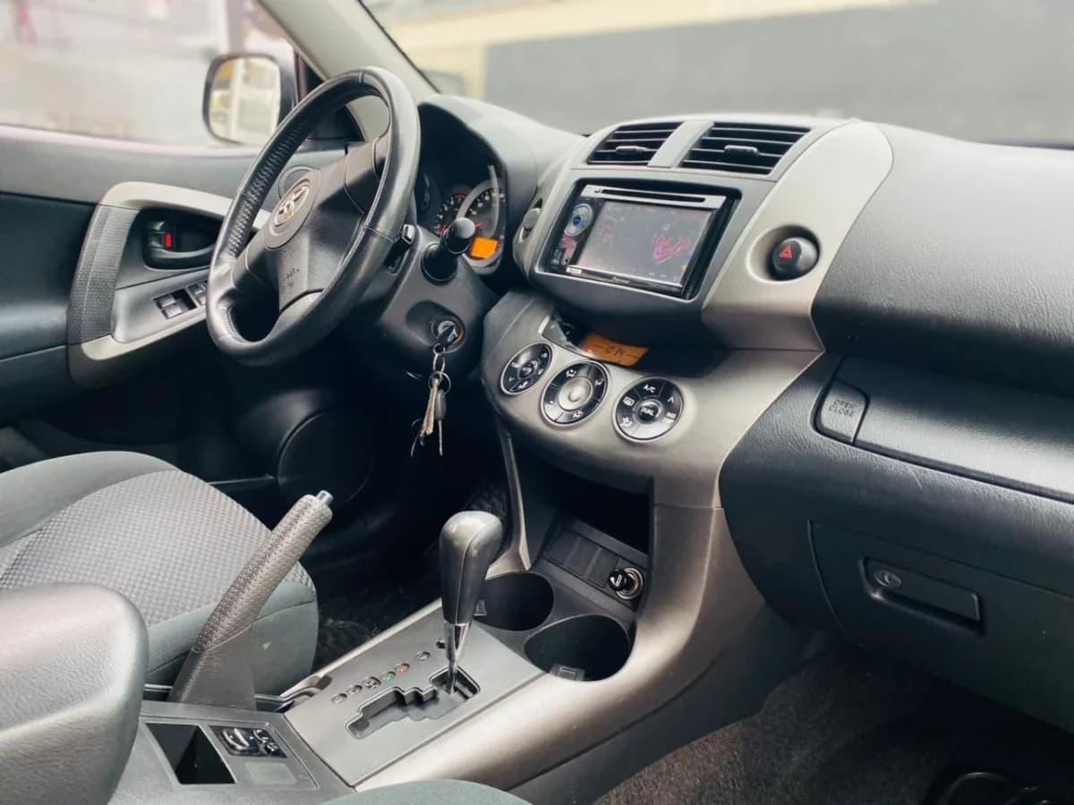 TOYOTA RAV4 LIMITED - 2013 - Imagen 6