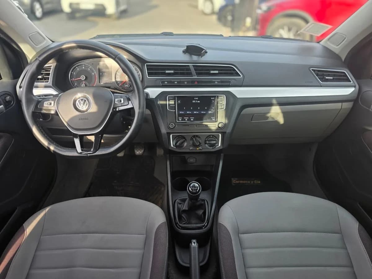 VOLKSWAGEN VOYAGE - 2022 - Imagen 5