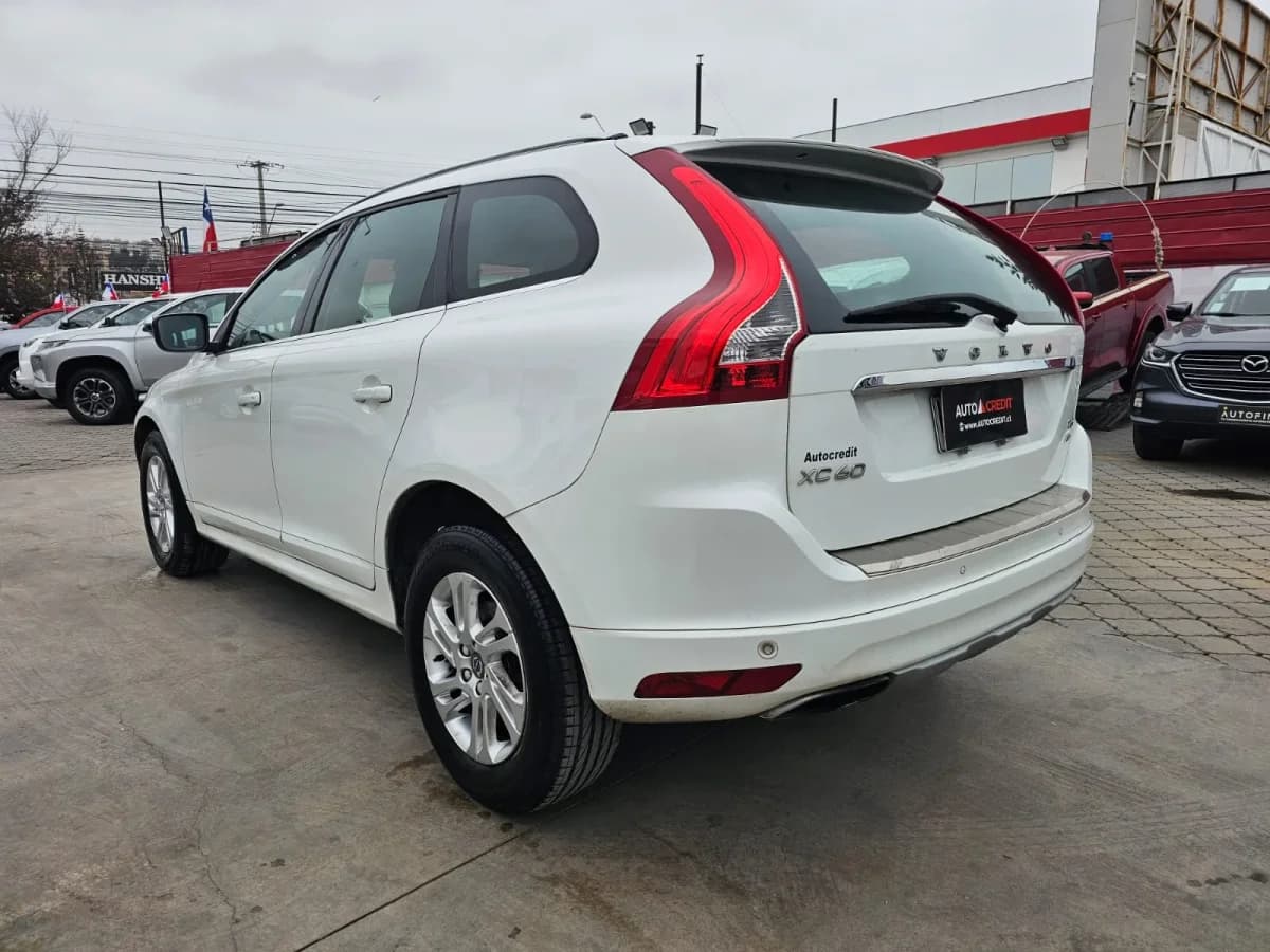 VOLVO XC60 T5 COMFORT - 2016 - Imagen 8