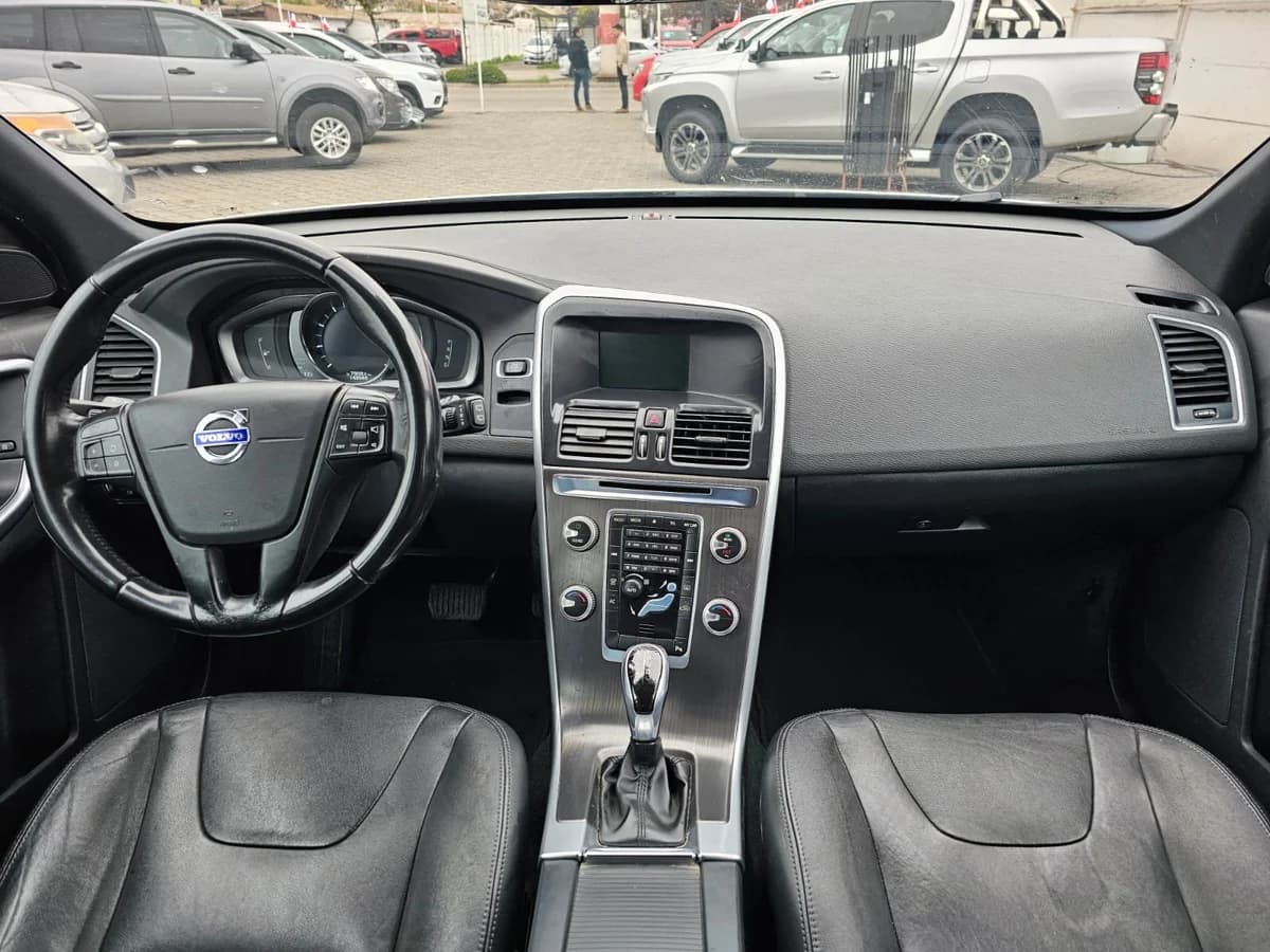 VOLVO XC60 T5 COMFORT - 2016 - Imagen 3