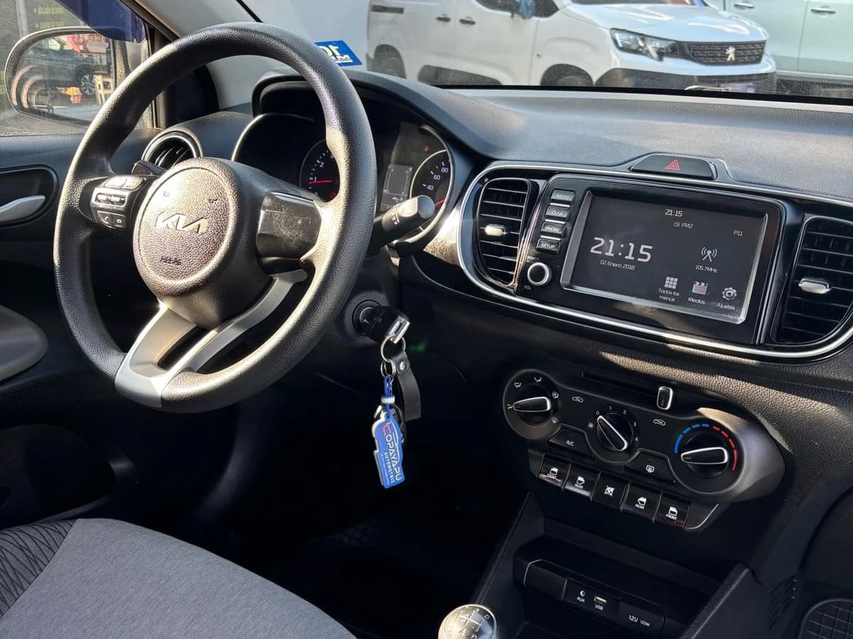 KIA SOLUTO 1.4 1.4 LX 4X2 MT 4P 2023 - Imagen 7