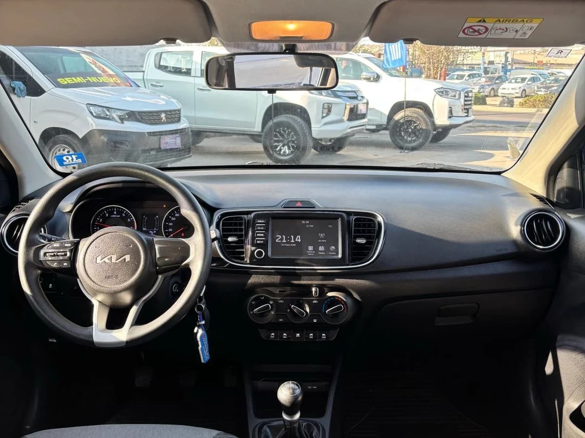 KIA SOLUTO 1.4 1.4 LX 4X2 MT 4P 2023 - Imagen 9