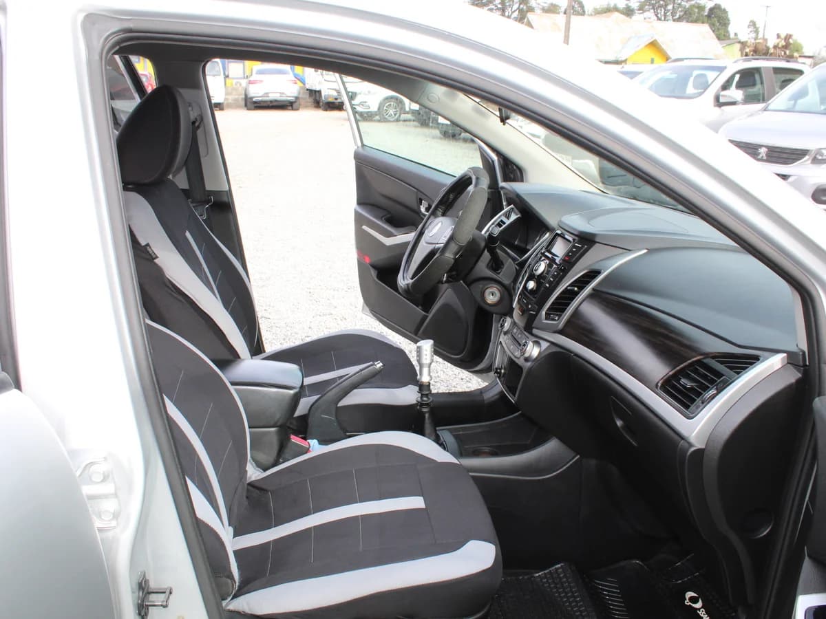 SSANGYONG KORANDO XDI 2.0 Diésel 2015 - Imagen 6