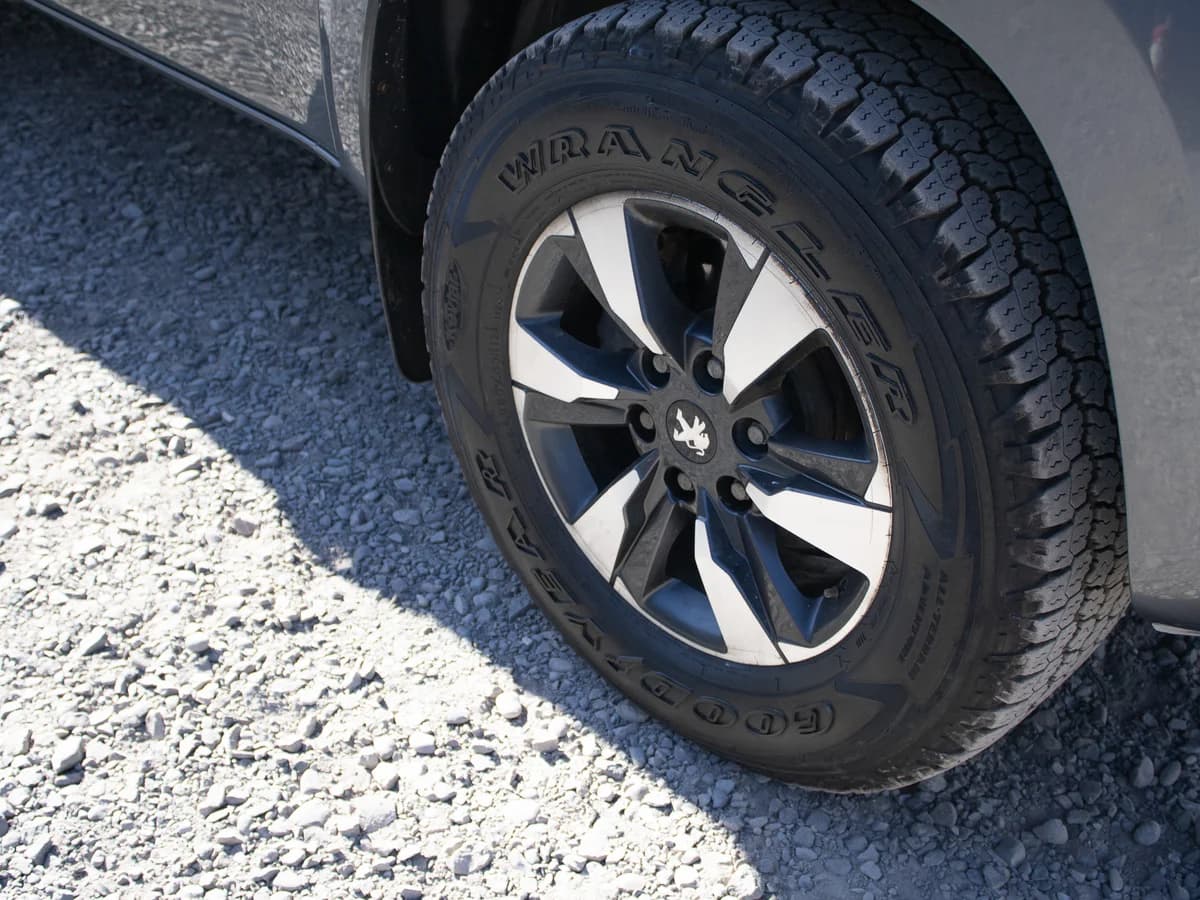 PEUGEOT Landtrek Active 1.9 2023 - Imagen 7