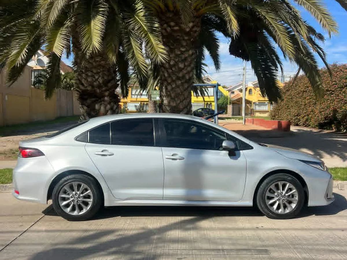 TOYOTA NEW COROLLA GLI 1.6 AUT 1.6 GLI 2022 - Imagen 2