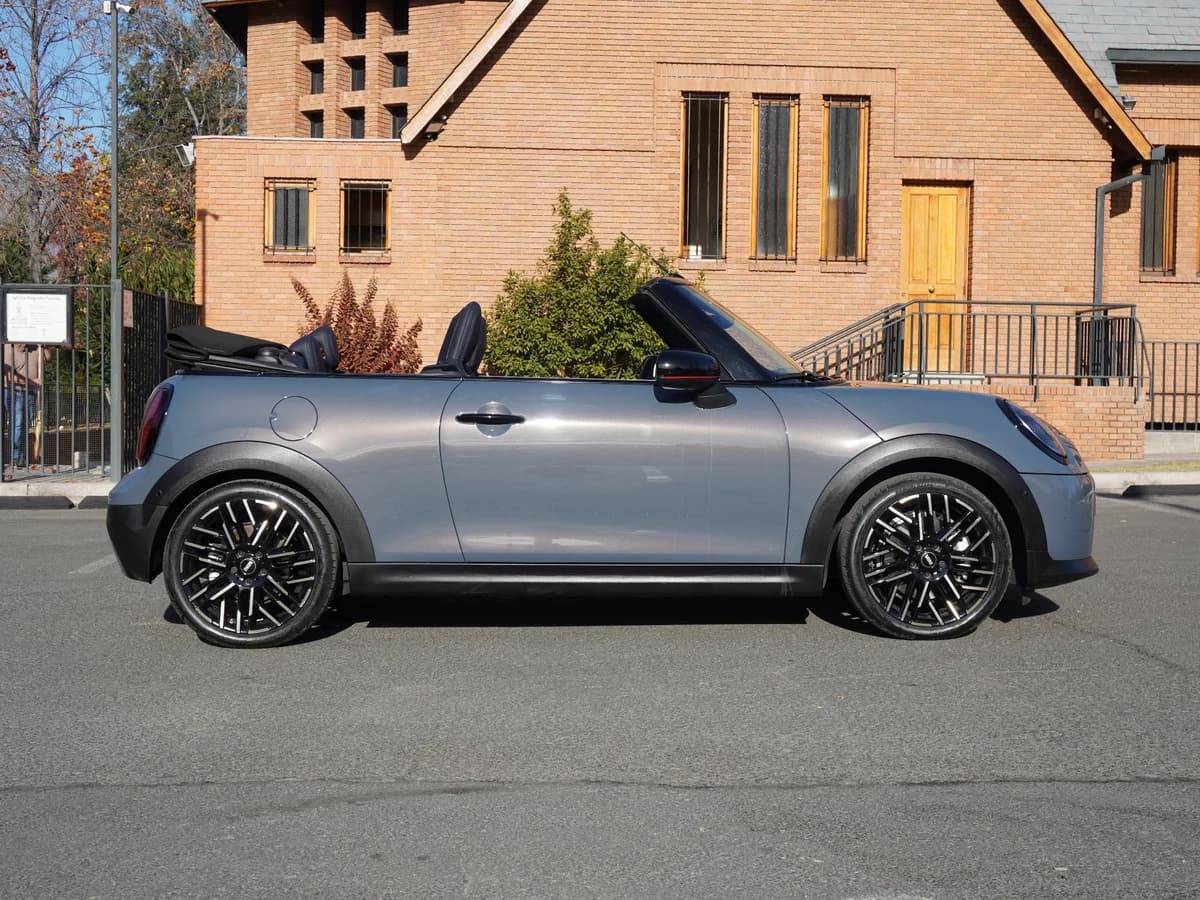 MINI Cooper S 2.0 Cabrio 2.0 Turbo 2025 - Imagen 4
