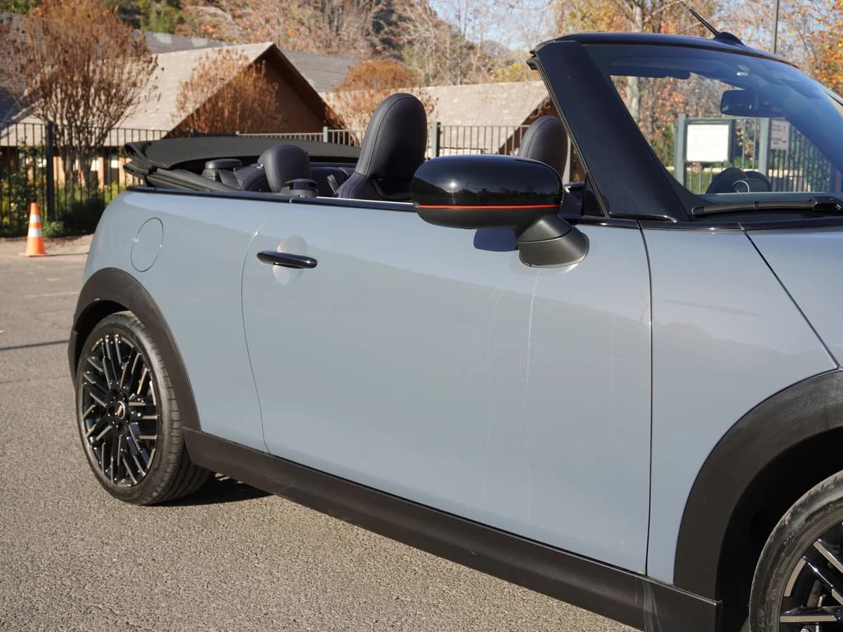 MINI Cooper S 2.0 Cabrio 2.0 Turbo 2025 - Imagen 12