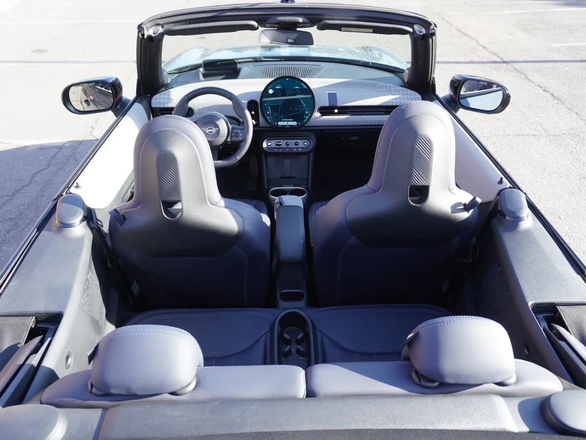 MINI Cooper S 2.0 Cabrio 2.0 Turbo 2025 - Imagen 16